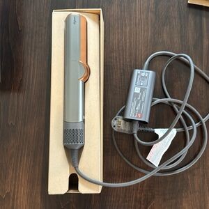 DYSON Airstraight— the AMAZING dryer and straightener that is a game changer